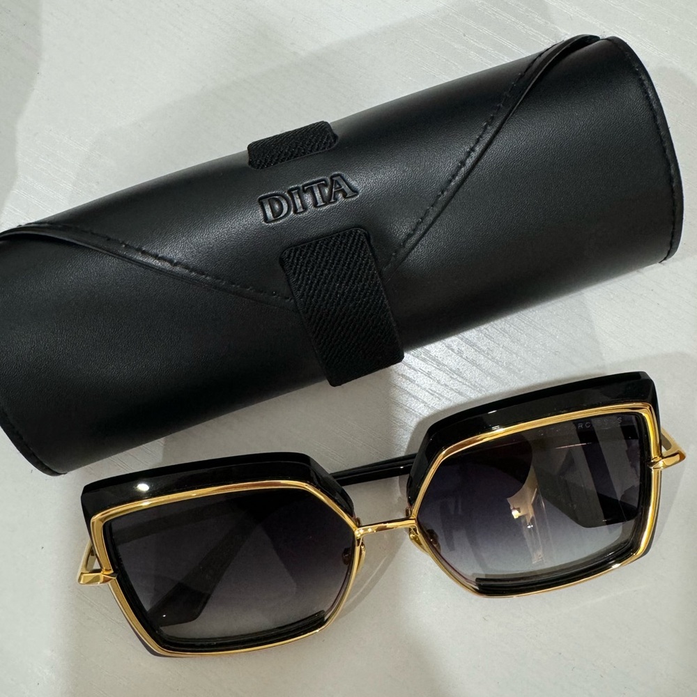 DITA Narcissus Sunglasses - Yellow Gold / Grey & Clear Gradient Lenses - Picture 6 of 6